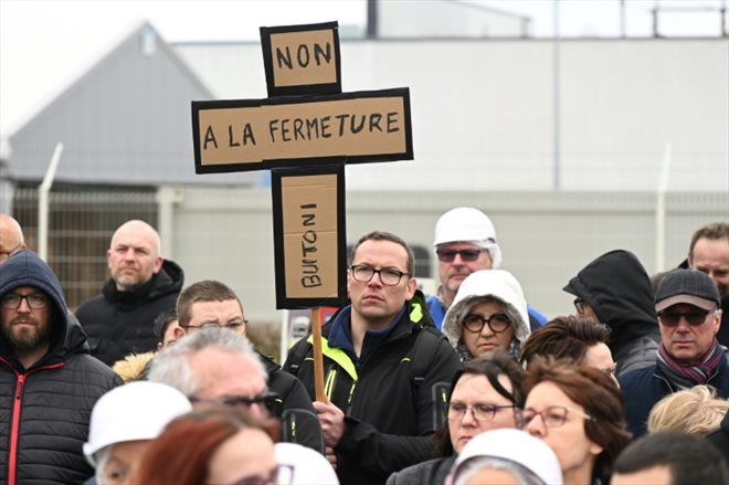 Demonstration by employees of the Buitoni factory in Caudry against the closure of their factory on March 13, 2023