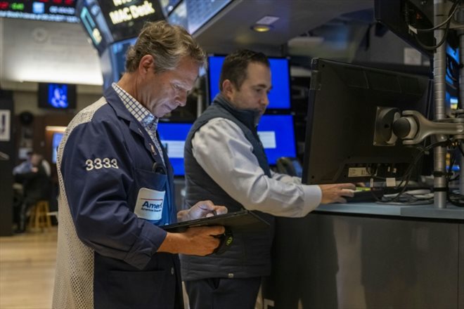 Des opérateurs du New York Stock Exchange