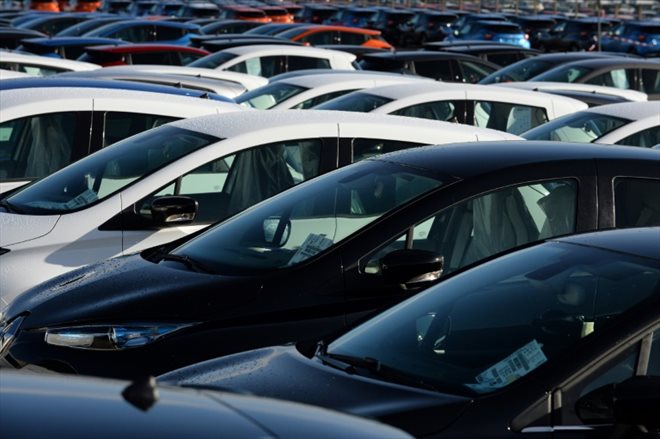 En août, l'électrique ne représentait que 12,5% du marché automobile européen, avec une baisse de 10,8% des ventes sur un an