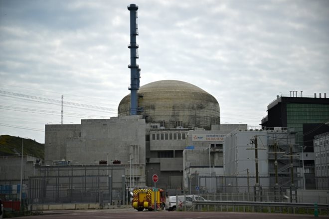 La centrale nucléaire de Flamanville, le 25 avril 2024 dans la Manche