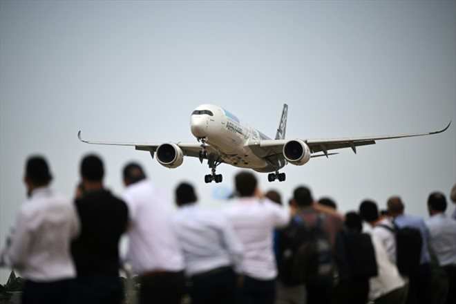 Un Airbus A350 présenté au salon de Farnborough, le 18 juillet 2022