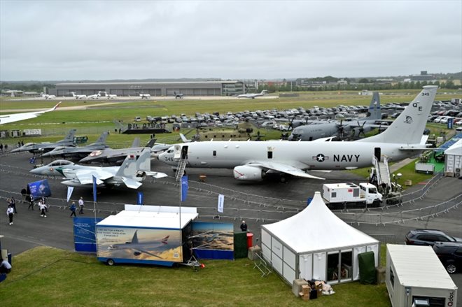 Un appareil militaire américain au salon aéronautique de Farnborough (Royaume-Uni), le 22 juillet 2024