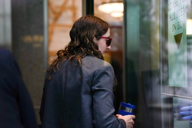 L'ancienne amie et associée de Sam Bankman-Fried, Caroline Ellison, au tribunal fédéral de Manhattan, le 10 octobre 2023 