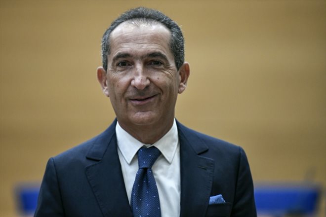 Patrick Drahi, owner and founder of the telecoms and media group Altice, on February 2, 2022 during a hearing before a parliamentary committee in the Senate