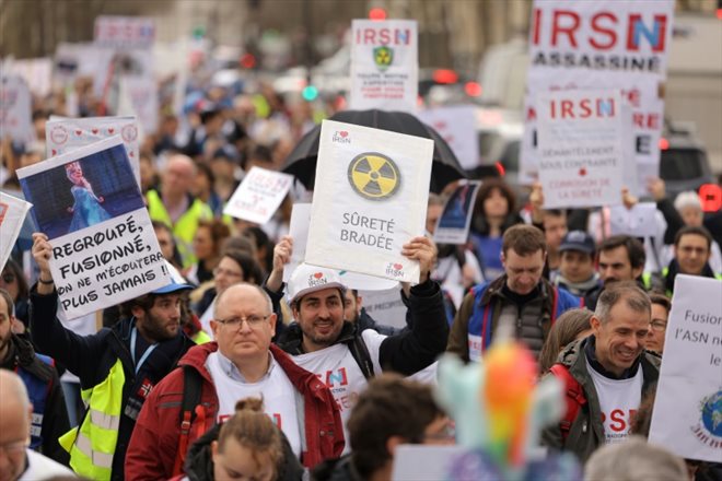 Demonstration by members of the Institute for Radiation Protection and Nuclear Safety against the disappearance of IRSN in Paris on March 13, 2023