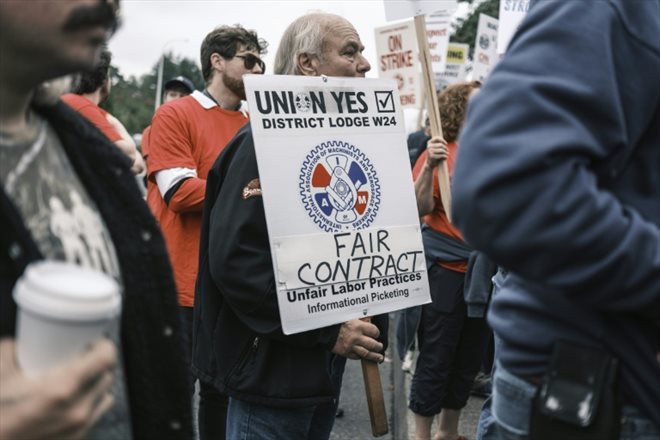 Des employés de Boeing en grève, à Portland, dans l'Oregon, le 19 septembre 2024