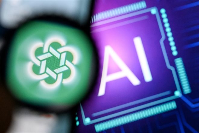 OpenAI, le créateur de ChatGPT, a lancé fin 2022 la révolution de l’IA générative, qui permet de produire des contenus sur simple requête en langage courant